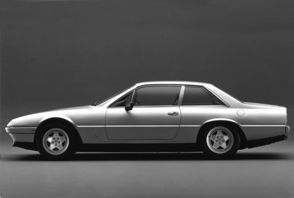 Ferrari 412