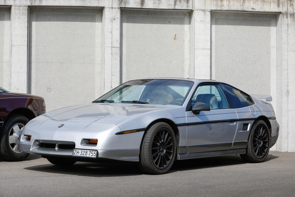 Pontiac Fiero GT