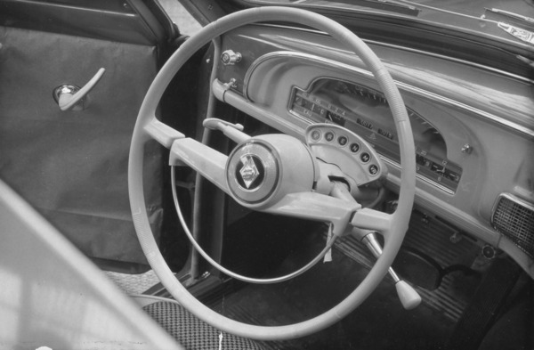 Renault Frégate