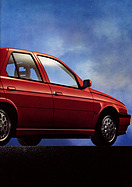 Alfa Romeo 155 – Verkaufsprospekt (1993) – Seite 9