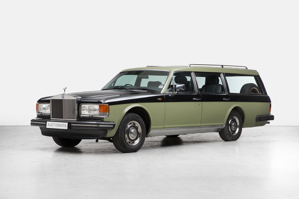 Rolls-Royce Silver Spirit