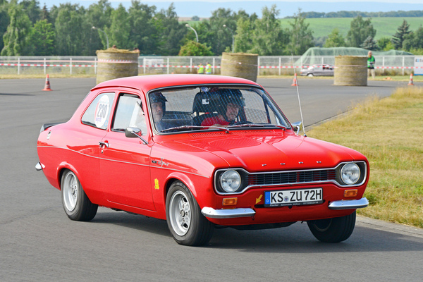 Ford (D) Escort 1300