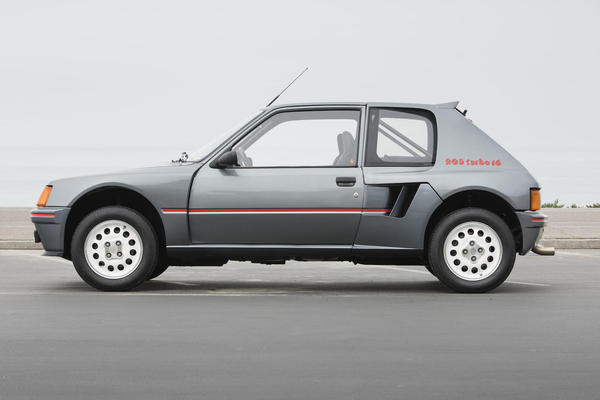Peugeot 205 T16