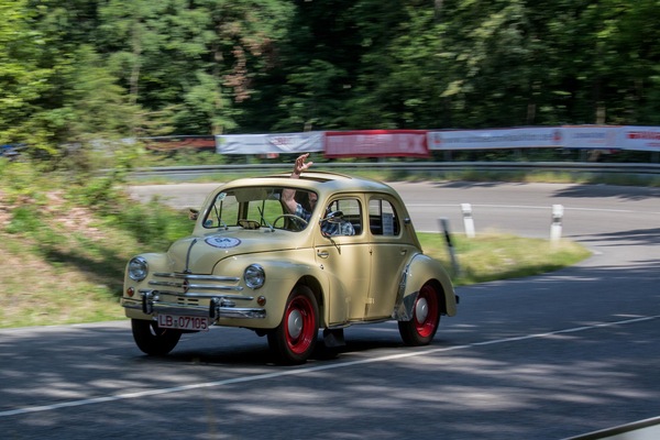 Renault 4 CV