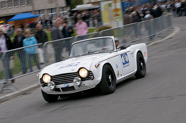 Triumph TR5