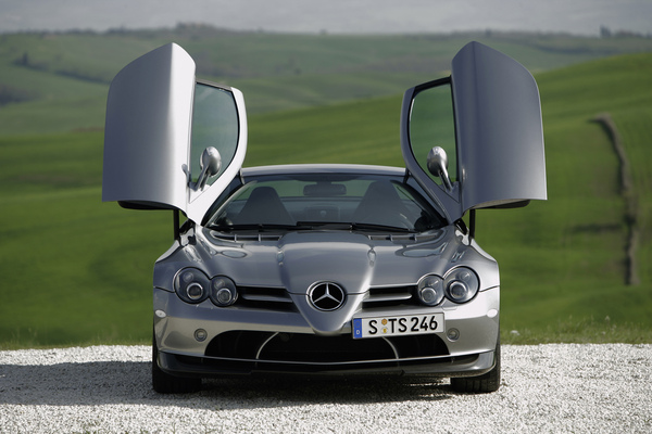 Mercedes-Benz SLR
