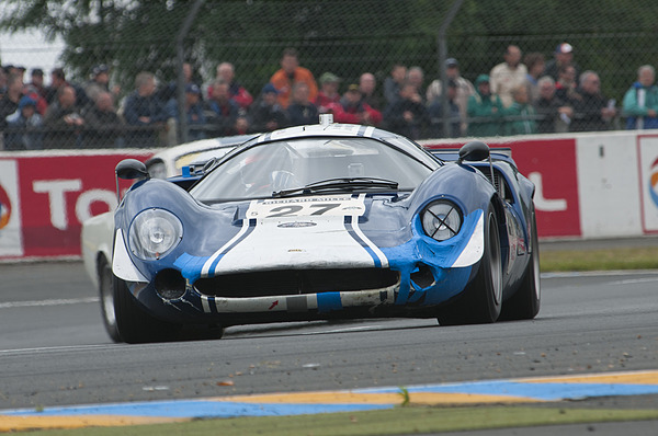 Lola T70