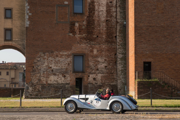 BMW 328