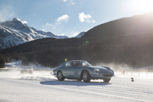 Ferrari 275