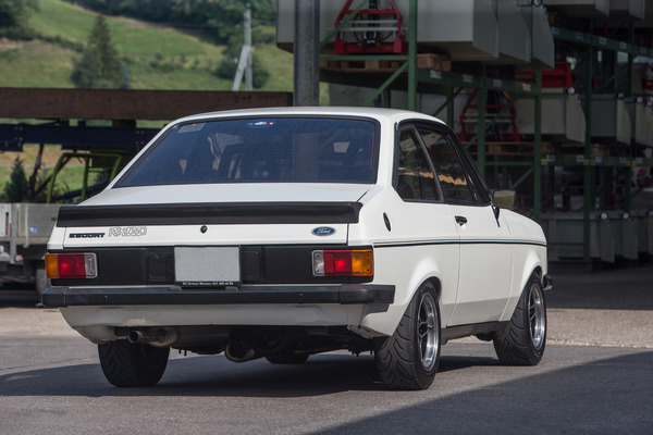 Ford (D) Escort