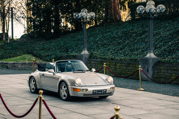 Porsche 911 Carrera 2