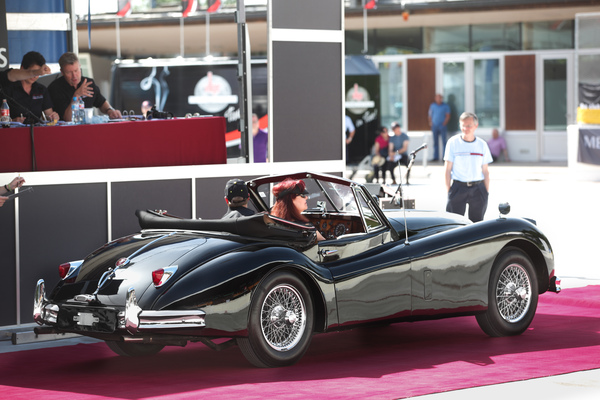 Jaguar XK 140 SE DHC