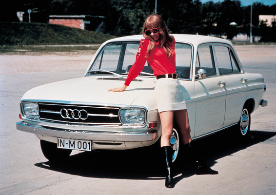 Audi 60