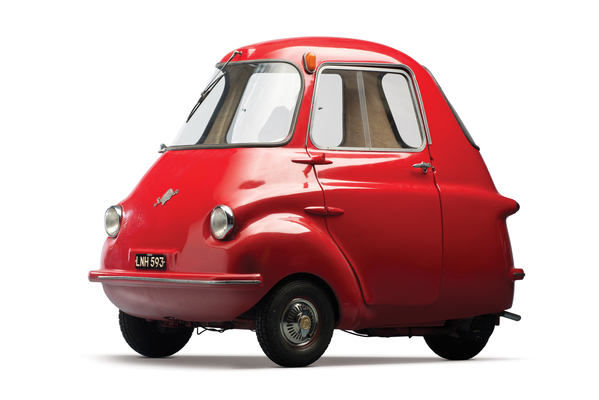 Scootacar – eine fahrende Telefonzelle auf drei Rädern