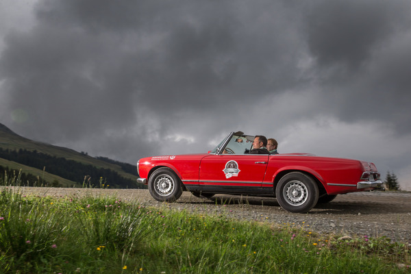 Mercedes-Benz 230 SL