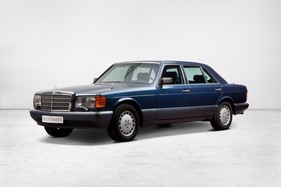 Mercedes-Benz 560 SEL