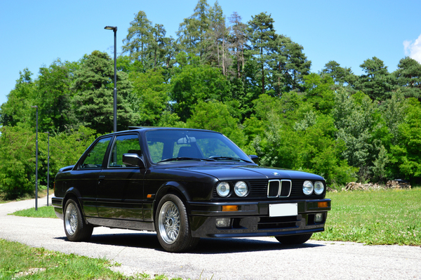BMW 320is