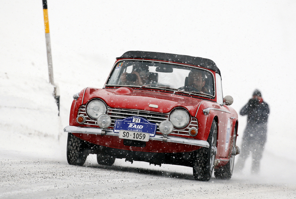Triumph TR-250