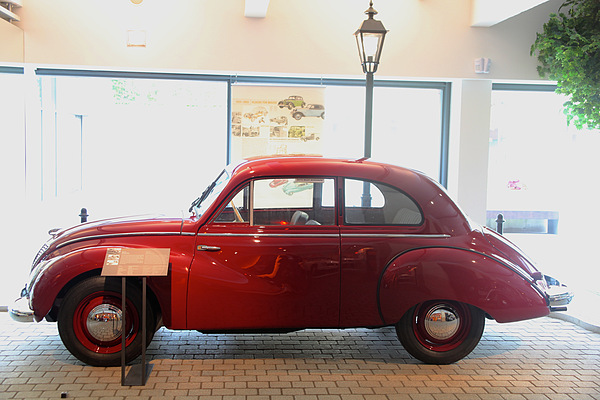 IFA F 9