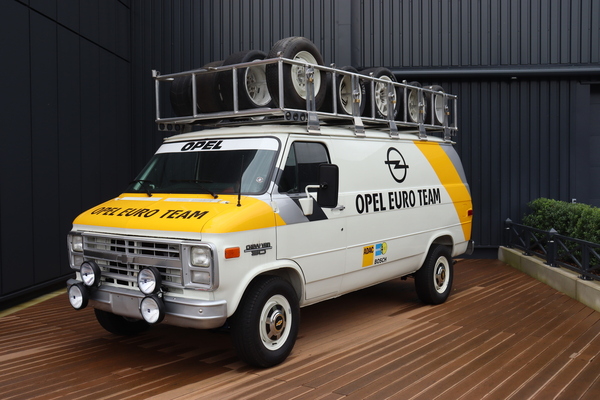 Chevrolet Van