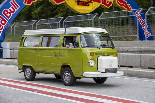 Volkswagen T2b Westfalia