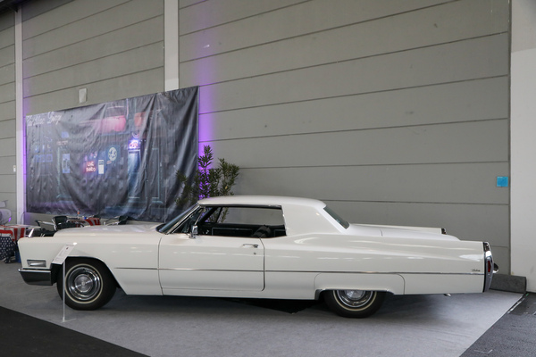 Cadillac Calais