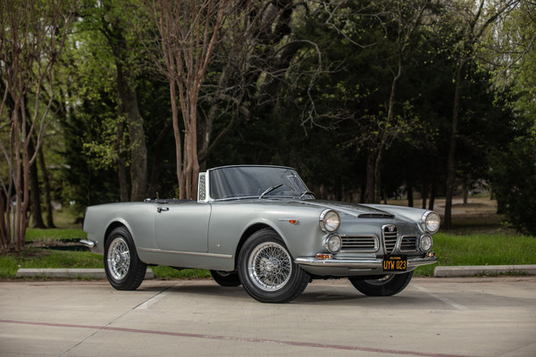 Alfa Romeo 2600 Spider