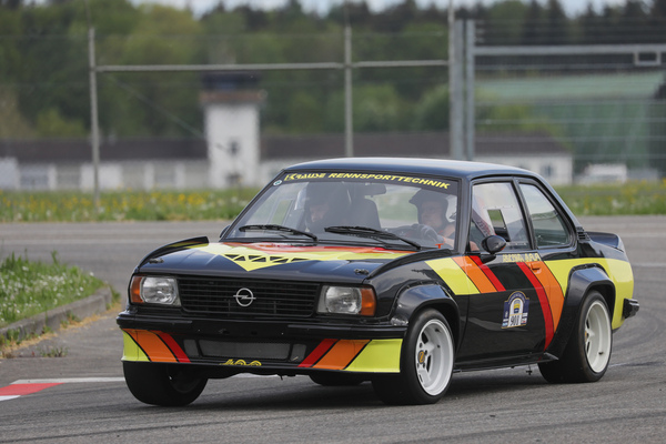 Opel Ascona B