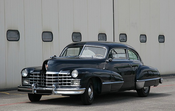 Cadillac 62 Club Coupe