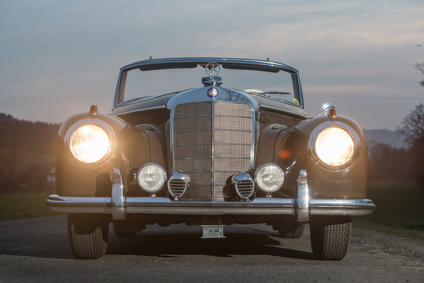 Mercedes-Benz 300 S Roadster