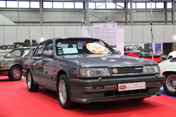Mazda 929