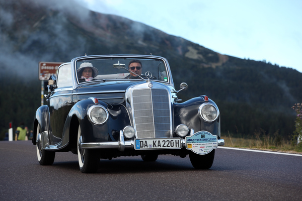 Mercedes-Benz 220 Cabriolet A