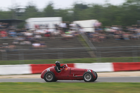 Bild zu Alle Fotos Historic Grand Prix Cars bis 1960