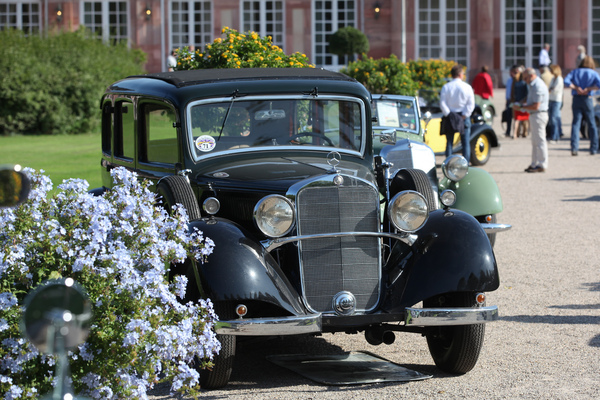 Mercedes-Benz 260 D
