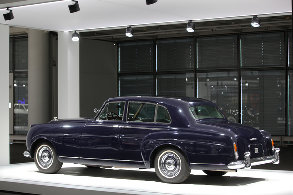 Bentley S 1