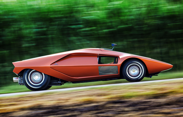 Bertone/Lancia Stratos Zero – der Primus aus der Flachhochschule
