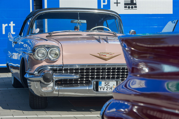 Cadillac DeVille