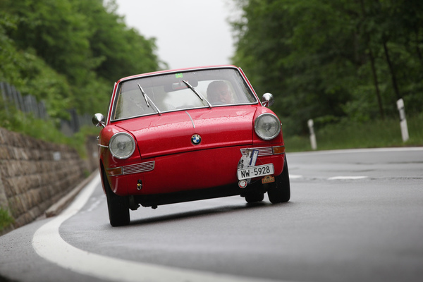 BMW 700 Coupe
