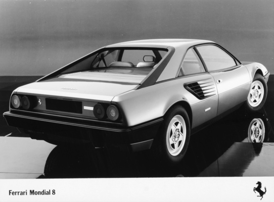 Ferrari Mondial 8