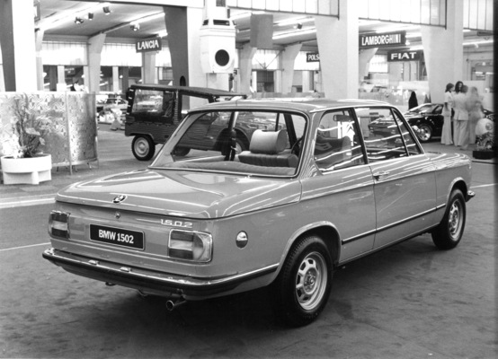 BMW 1502