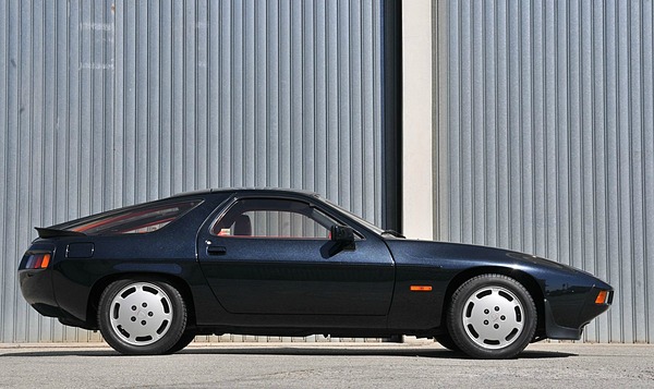 Porsche 928 S