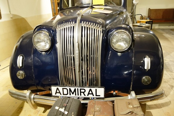 Opel Admiral