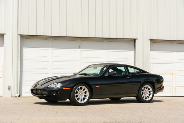 Jaguar XKR