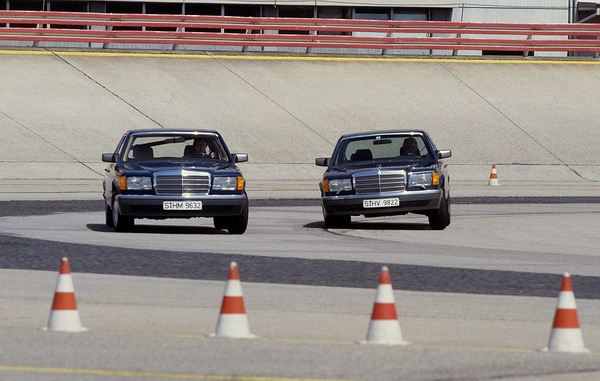 Mercedes-Benz 280 SEL
