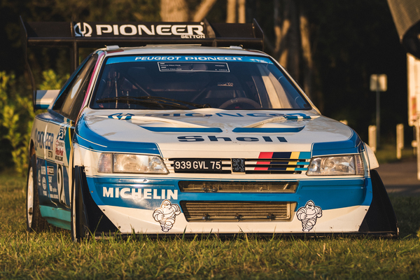 Peugeot 405