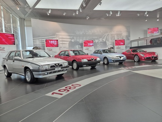 Alfa Romeo 75