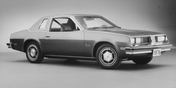 Pontiac Sunbird