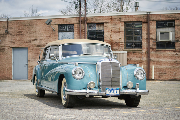 Mercedes-Benz 300 b Cabriolet D