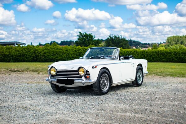 Triumph TR5 PI