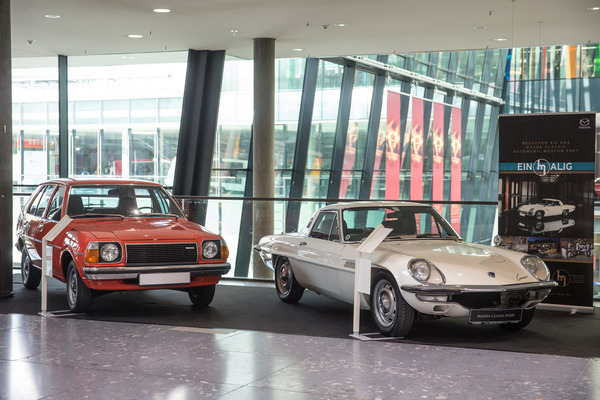 Mazda 110 S Cosmo Sport